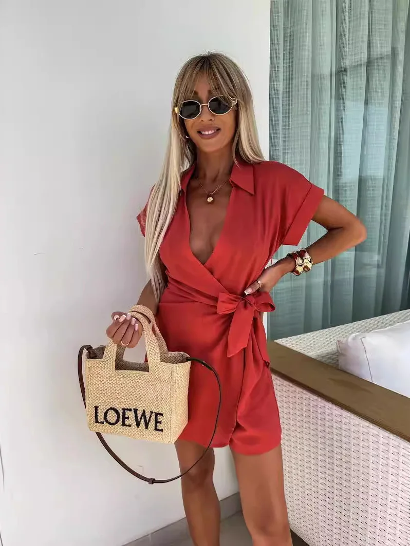 Damski kombinezon w jednolitym kolorze, z krótkim rękawem, z wysokim stanem, spodnie o długości 7/8, rozszerzane nogawki, regularny krój, cienki, letni, nowość.