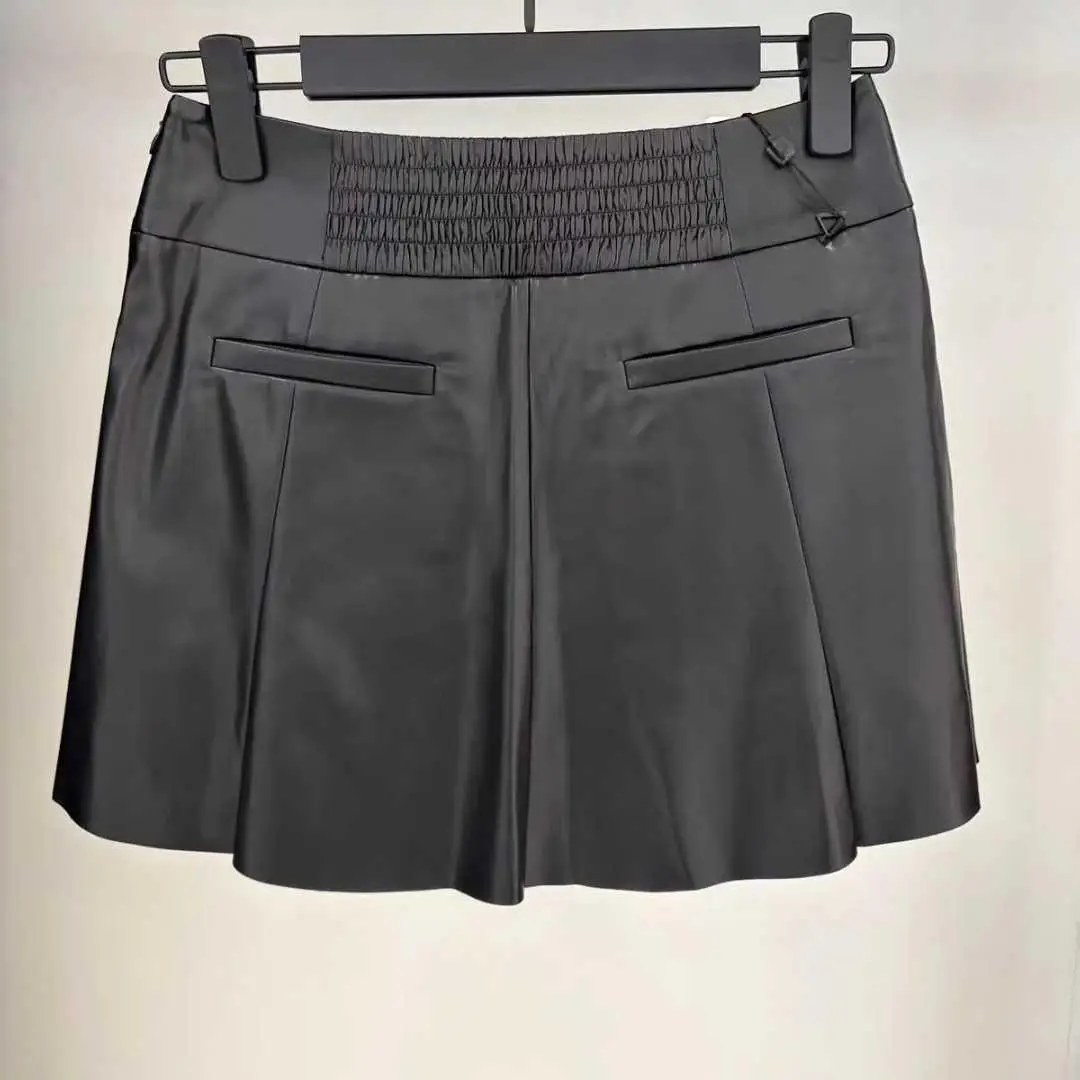 Clearance Sale-Women Golf Bottoms Faux Leather Half Mini Skirt Anti‑Chafing Design Versatile Casual Ladies Sports Golf Skirt