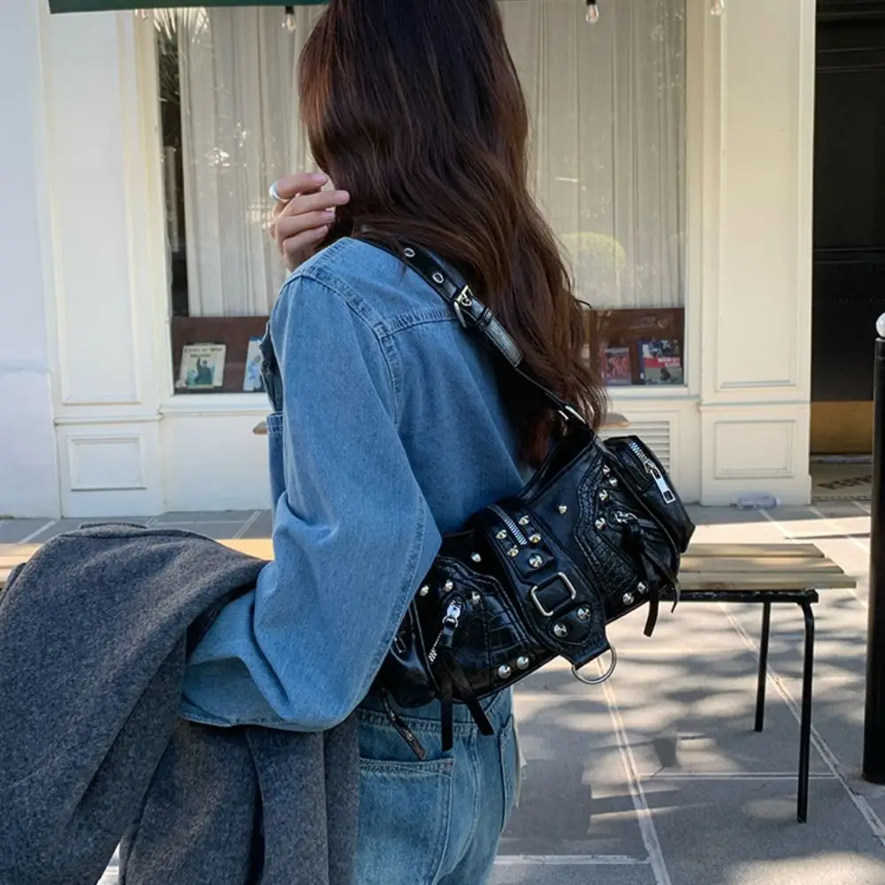 

Простая сумка через плечо в стиле Y2K с заклепками, многофункциональная сумка для мотоциклисток, из вощеной кожи, в корейском стиле, уличная мода