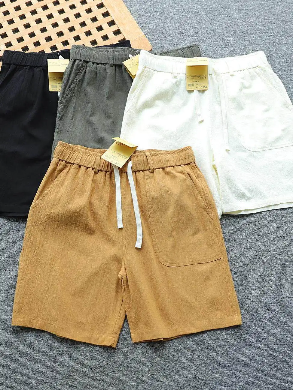 

Men's Summer Outdoor Casual Cotton Linen Shorts Five Pocket Breathable Loose Fit Comfortable Lightweight Trousers
