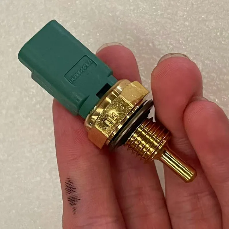 

Датчик температуры воды для DONGFENG AX7, 2,0 л/2,3 л