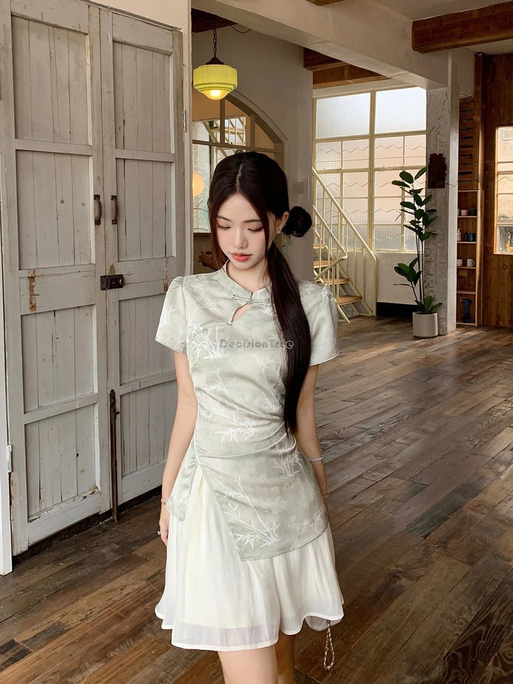 2025 vintage nowa sukienka w stylu chińskim z krótkim rękawem ulepszona nieregularna patchworkowa codzienna qipao delikatny temperament druk qipao