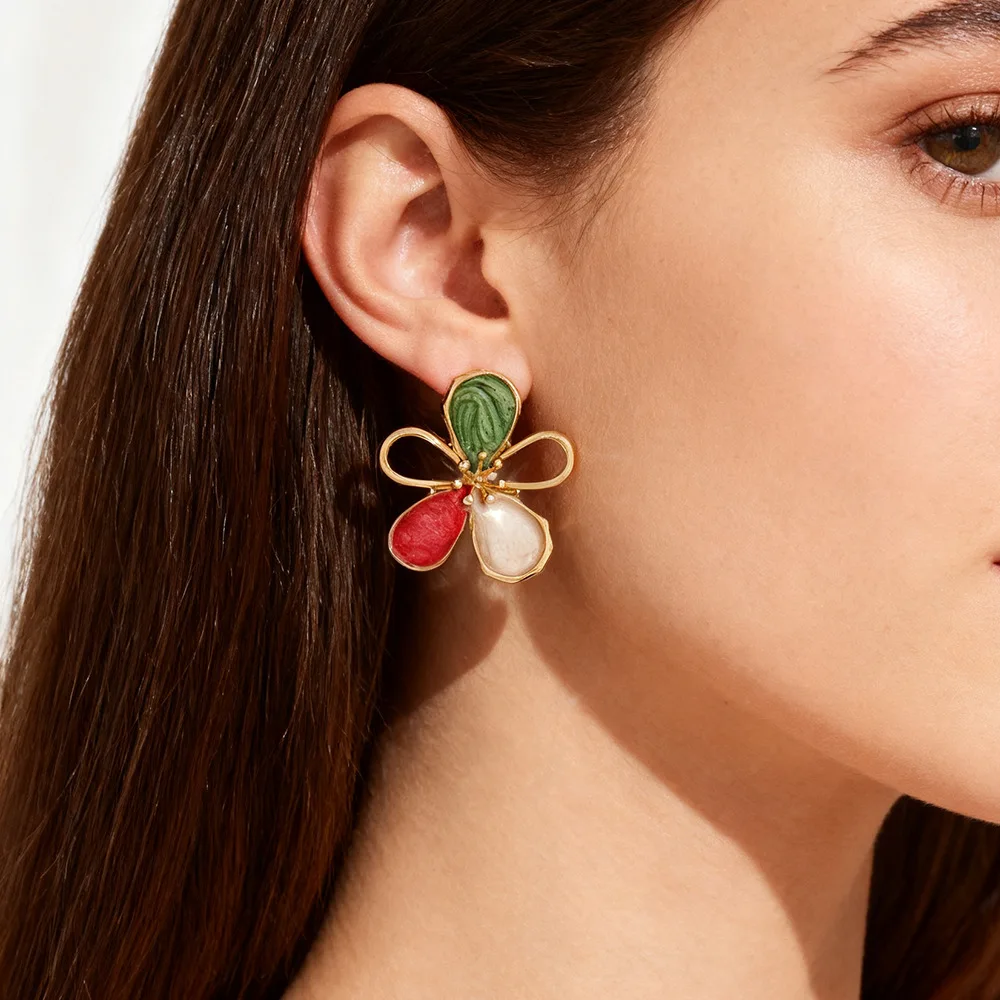 Exaggerated hollow drop oil gradual change color five petal flower stud earrings personality creative enamel Flowers earrings