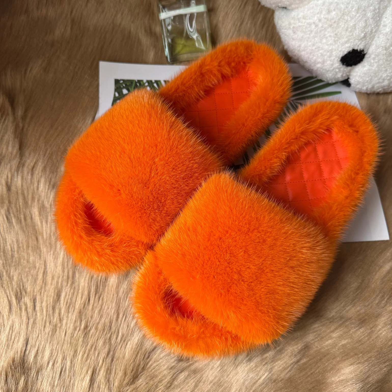 Dicke, warme Hausschuhe aus echtem Nerzfell für Damen, flauschige Pantoffeln, luxuriöse, warme Plüschfell-Schuhe für den Winter. – Detail 13