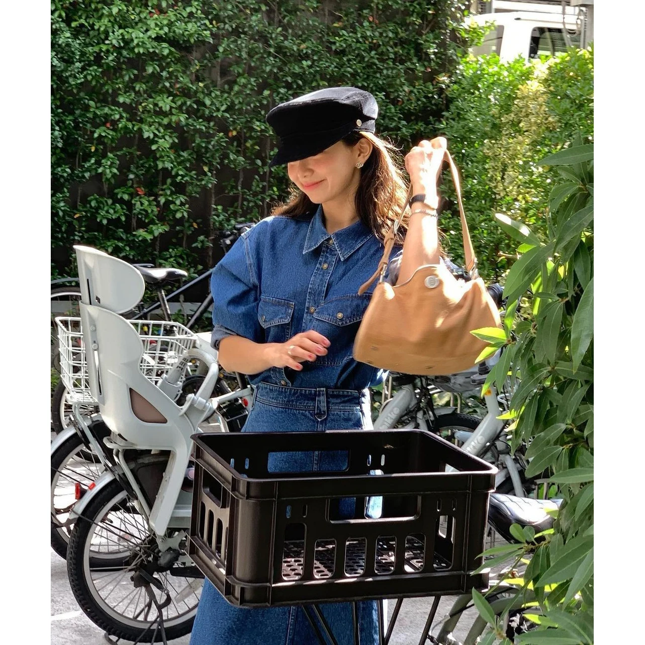 

Faionable Street Sle~ Dongdaemun 24 Autumn Vintage Denim irt Skirt Set Women Velvet Newsboy Cap Retro Look Ensemble