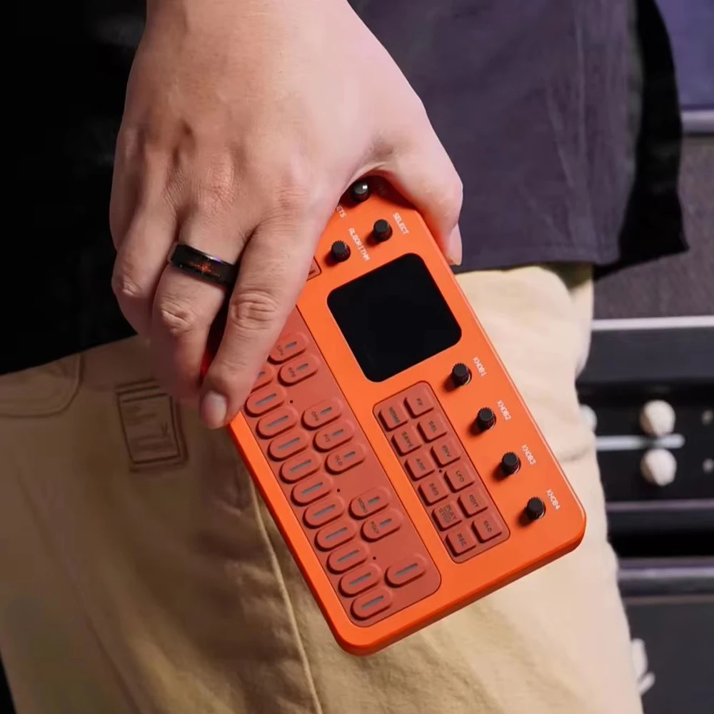 M-Vave NEW Fm-1 Portable Fm Synthesizer Bluetooth 32-Algorithm 6-Operator 128 Presets Built-In Speaker Midi 12h Battery