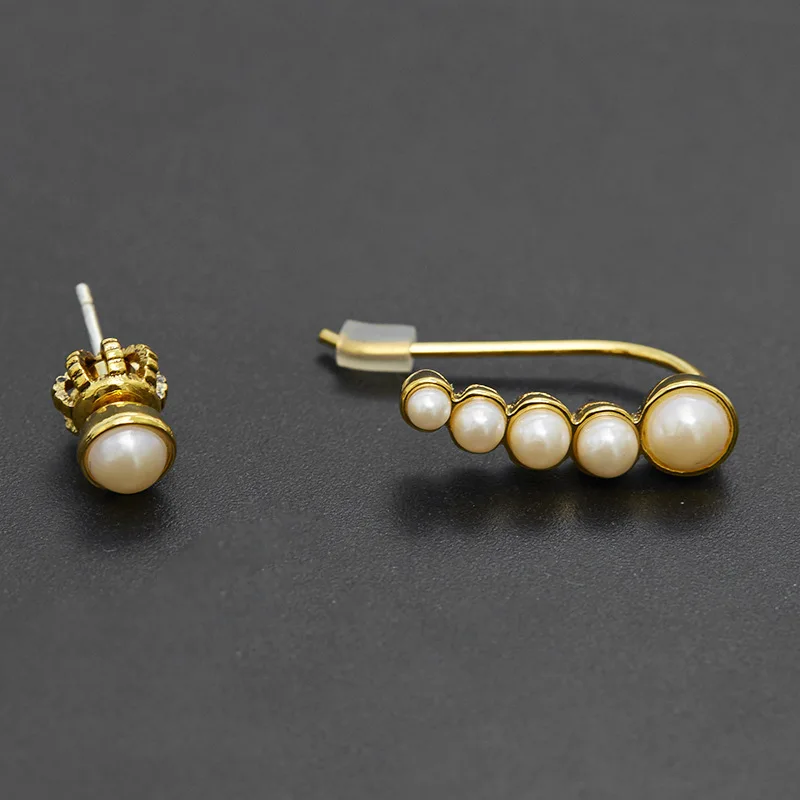 

Fashion Versatile Temperament Sweet White Pearl Stud Earrings
