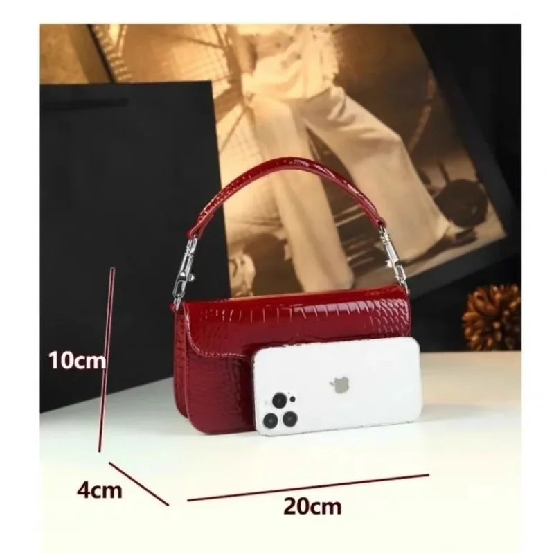 

Retro PU material handbag, high-end fashion, light luxury chain, 2025 new crossbody bag, single shoulder women's bag