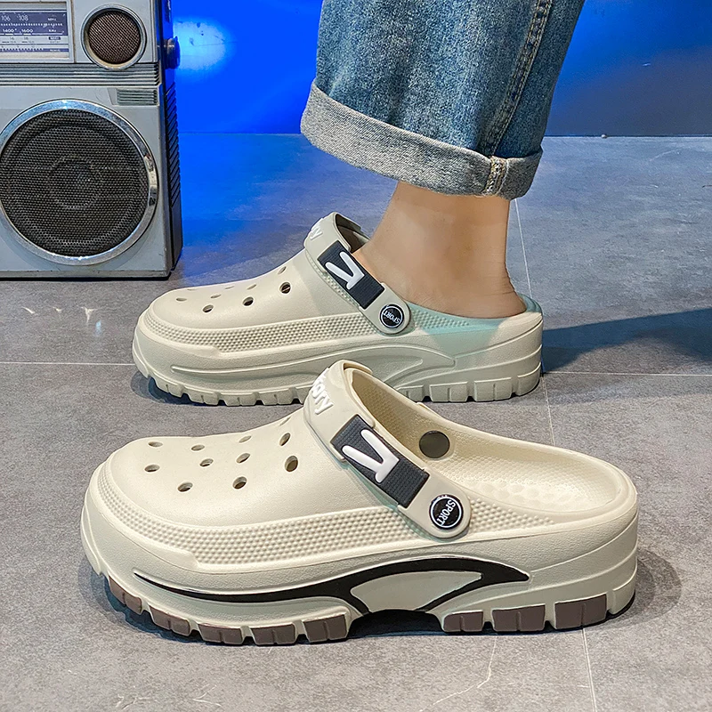 Hole Shoes Men's Summer Ligtweight EVA Trend Home Sandals Clogs Shoes Men Baotou Slippers Outdoor Comfortable Sandals Size 39-45