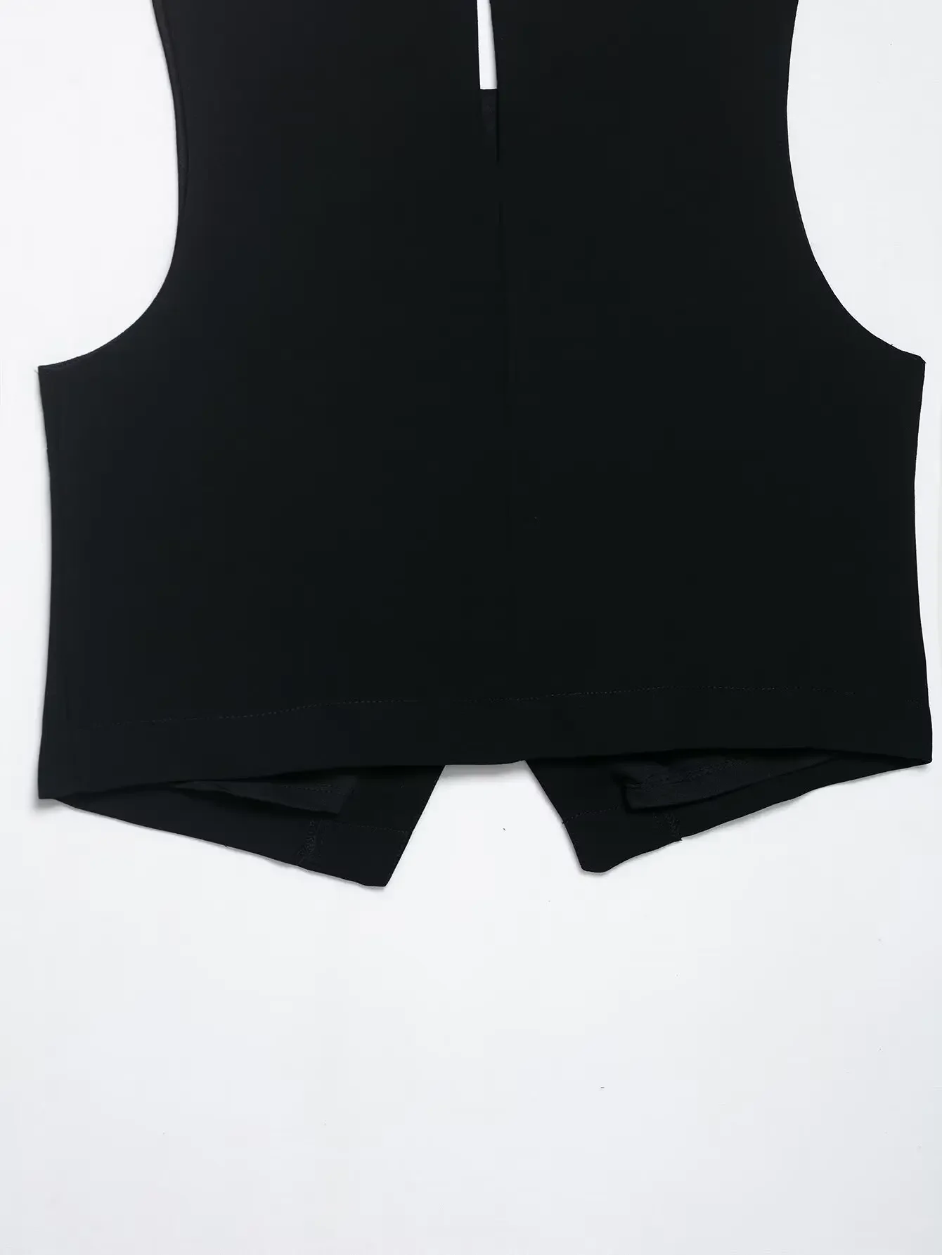 新しいノースリーブ春秋カジュアルベストトップス女性金属ボタン黒ベストトップファッション非対称スリムフィットベスト