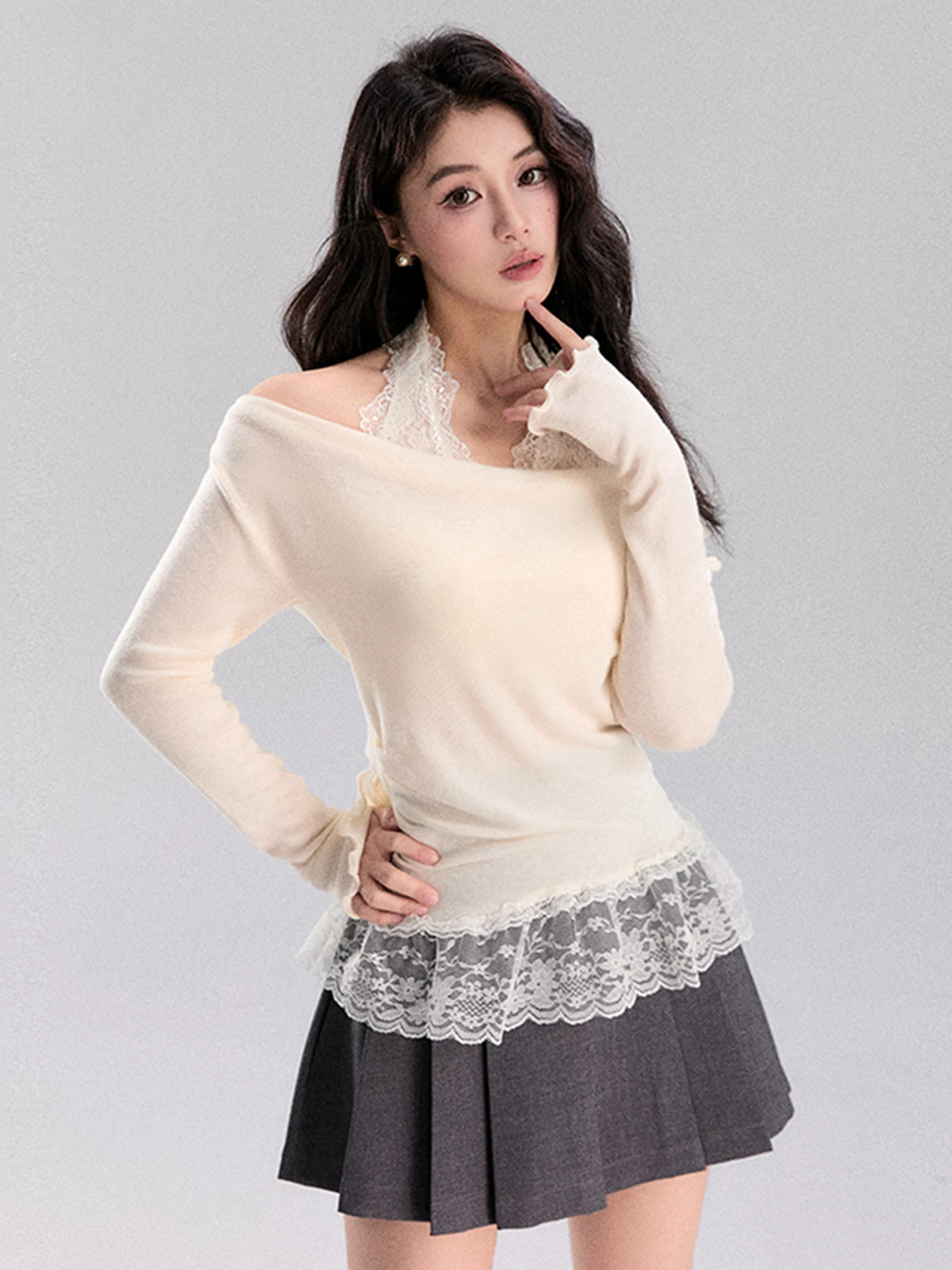 

Белый вязаный свитер с кружевными вставками на плечах для женщин, новинка весенней коллекции, приталенный, с длинными рукавами, укороченный