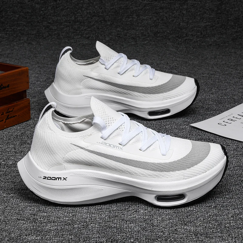New 2023 Men Running Shoes Breathable Outdoor Sports Shoes Lightweight Sneakers Comfortable Athletic Training Footwear
