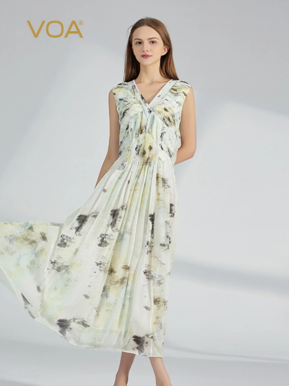 

VOA Шелковый Жоржет с V-образным вырезом без рукавов Трехмерная талия - утягивающее шелковое платье шелковицы с завязками