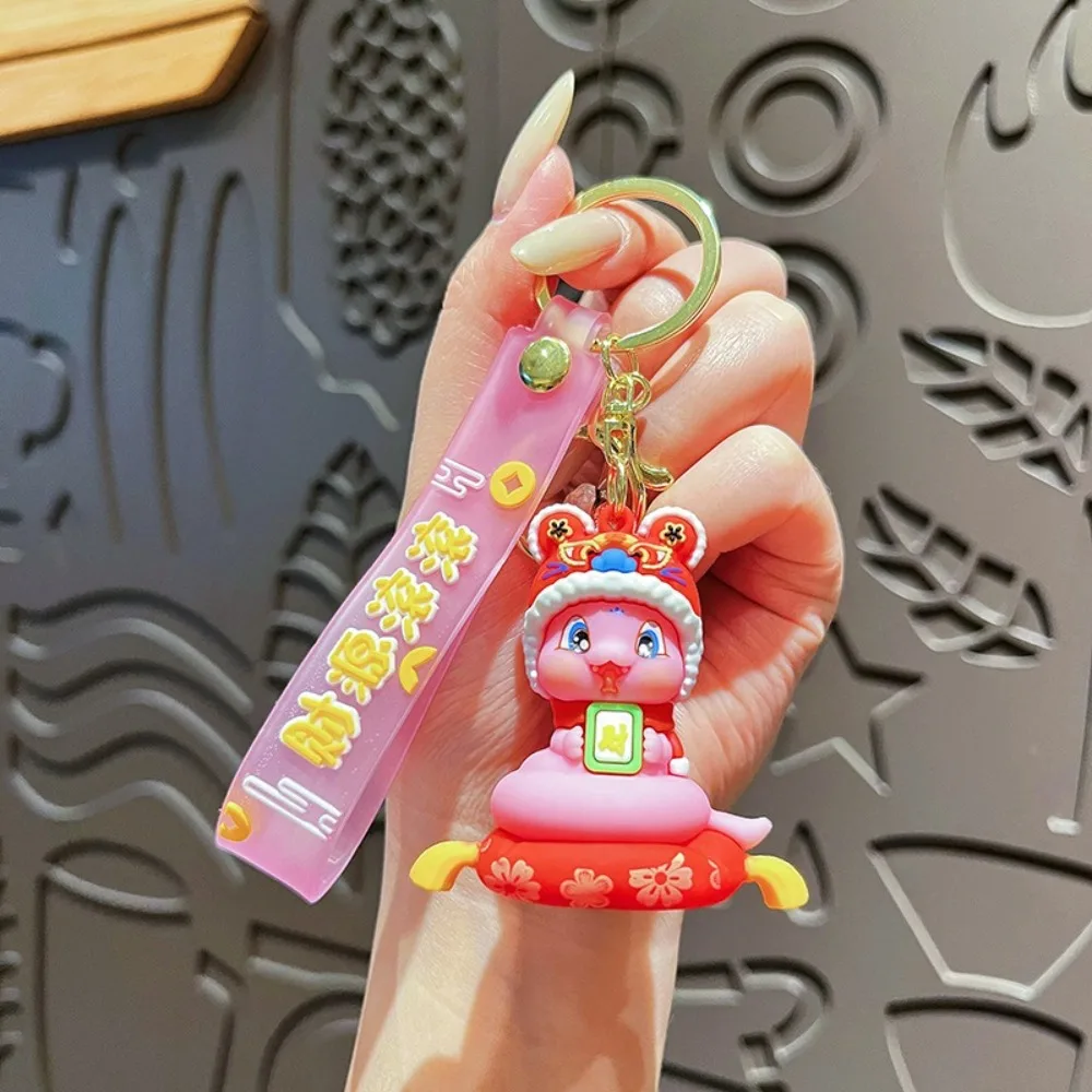 

Новый мультяшный брелок в виде змеи в китайском стиле счастливый лев, новогодний кулон, силиконовый брелок для ключей, орнамент, подарок