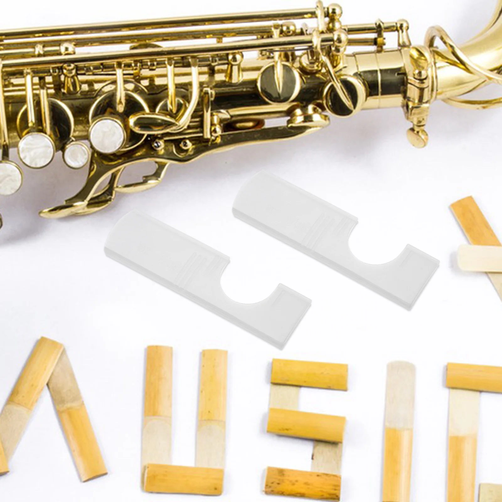 

5Pcs Saxophone Reed Holder Protective Case Organizer for Alto Tenor Sax Clarinet Reed Storage Travel Accessories