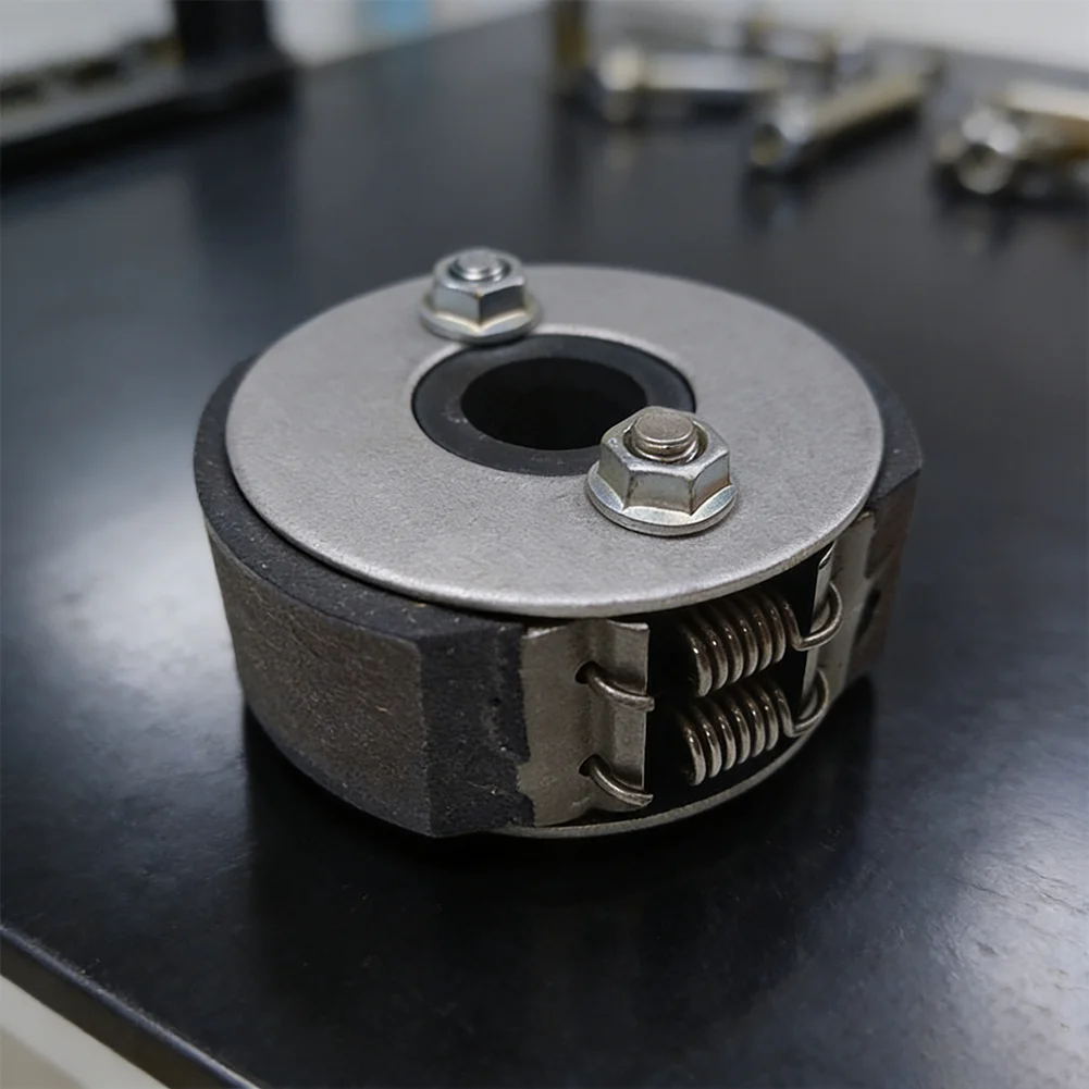 

Комплект сцепления 58 мм 0078321 для двигателей Wacker Neuson WM80, S45Y, BS52Y, BS60Y, BS60-2, BS60-4