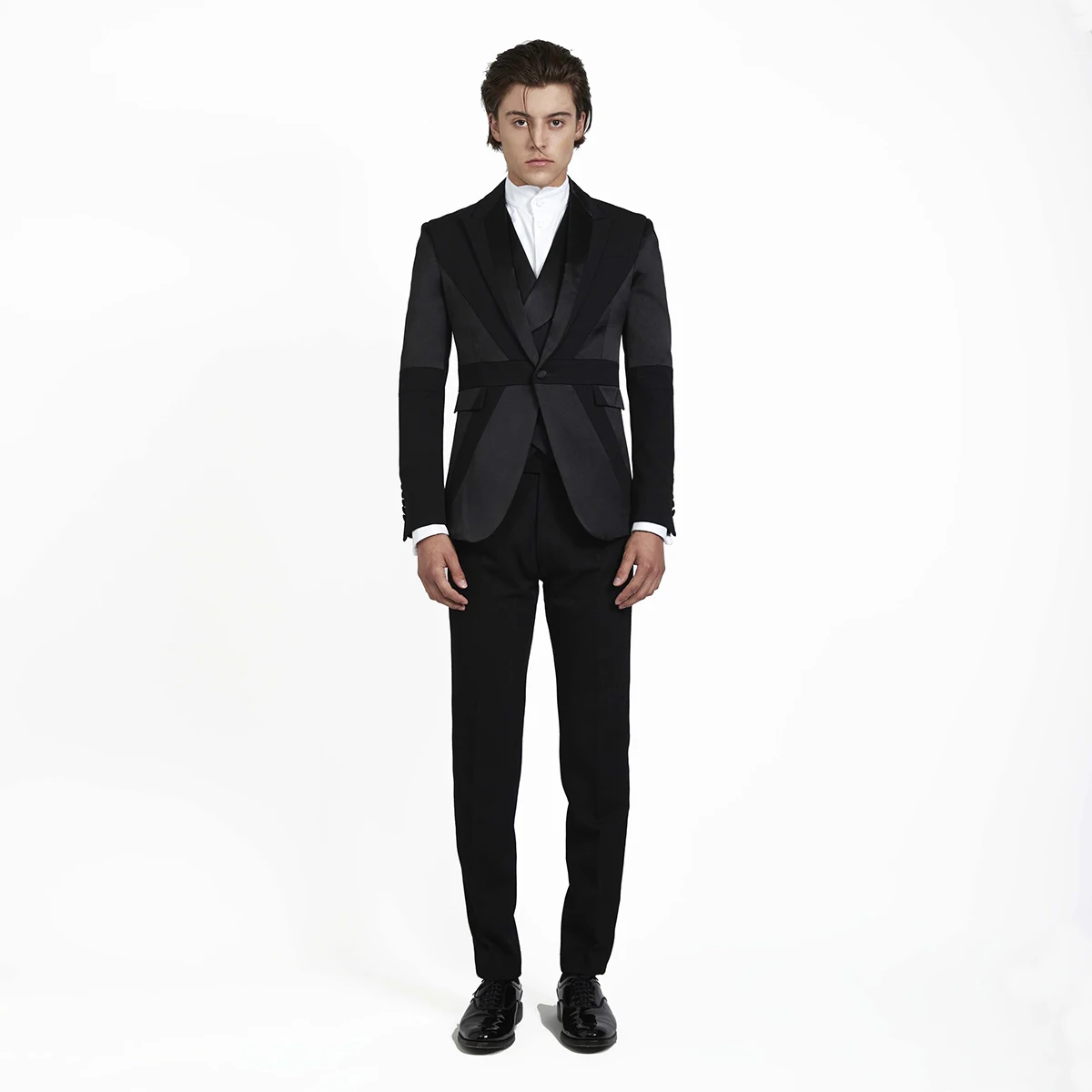 Black New Men's Suits Tailor-Made 3 Pieces Blazer Vest Pants One Button Business Slim Fit Satin Wedding Groom Tailored Plus Size