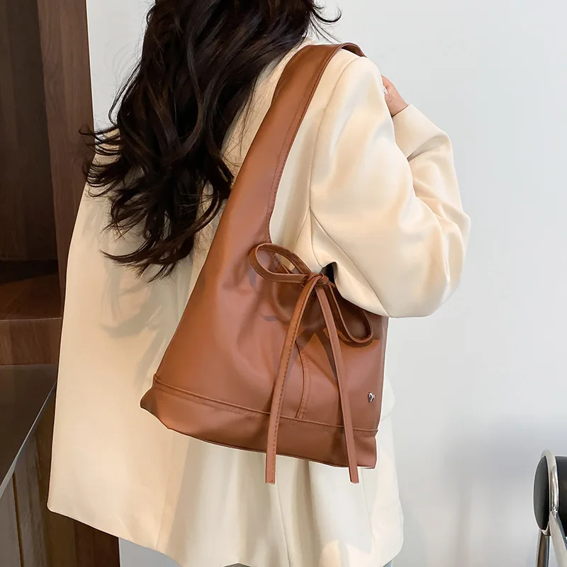 nova-bolsa-fena-estilo-hong-kong-2025-bolsa-casual-simples-com-laco-de-borboleta-ande-capacidade-bolsa-de-ombro-Unica