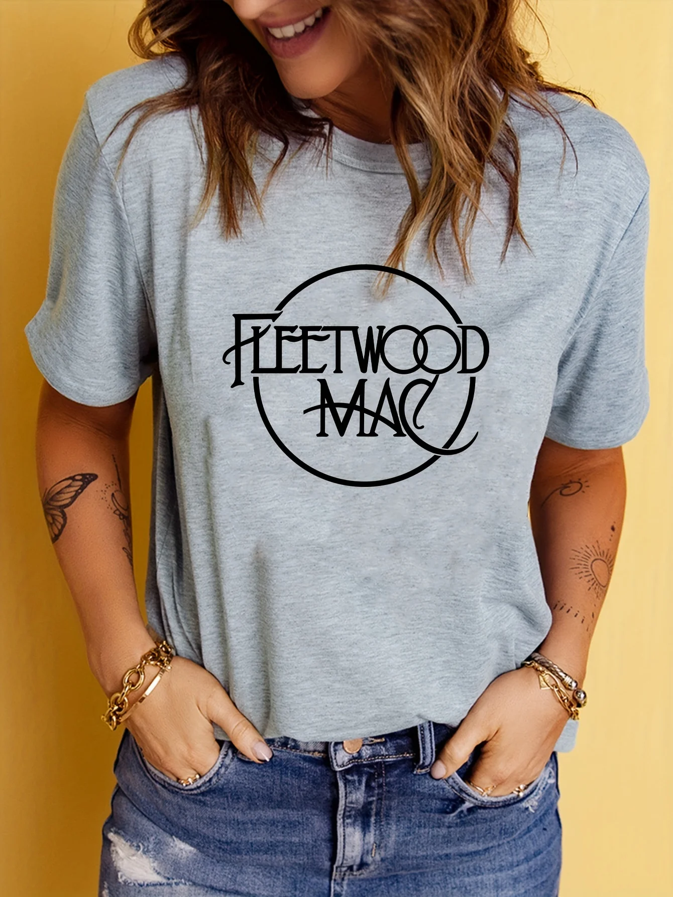 Fleetwood Mac Letter & Print T-shirt, Short Sleeve Crew Neck Casual Top For Summer & Spring, Women's Clothing