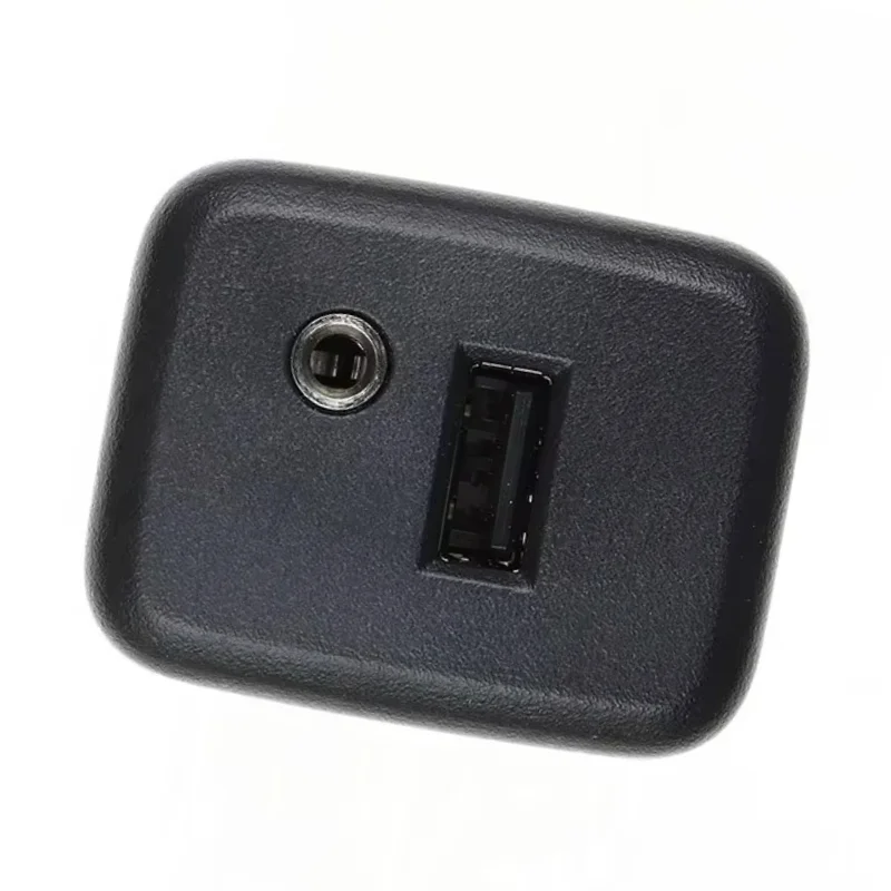 13519244 13591084 Car USB AUX Auxiliary Input Socket Auto Media Port For Chevrolet Suburban GMC Yukon 2015‑2020