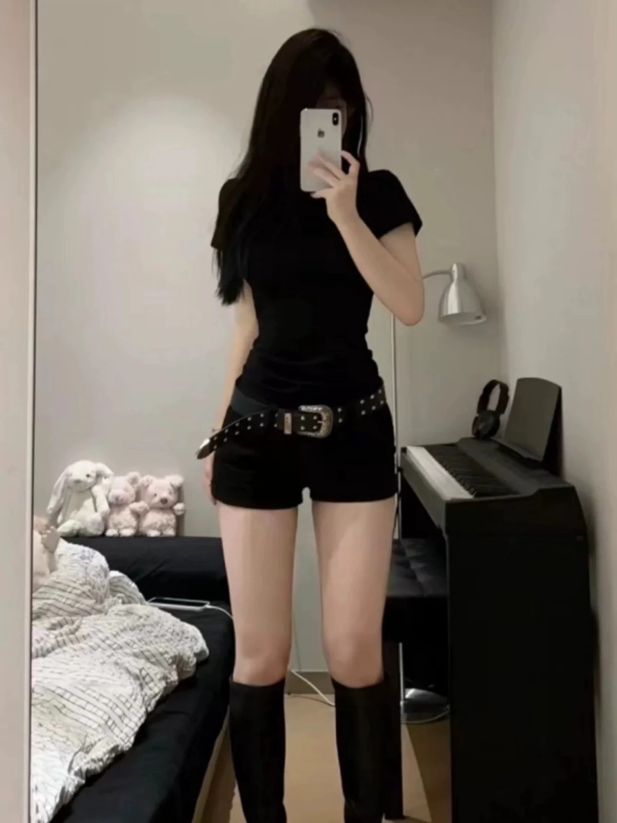 American Personality Girl Harajuku Hip Black Shorts Hip Hop Fashion Trendy Clothing Willow Nail Design Sexy Denim Shorts Wh16