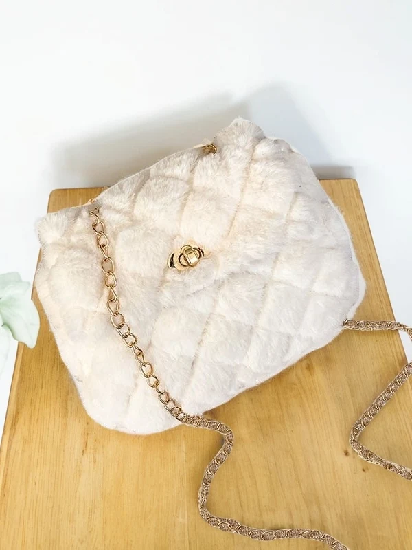 

Модная сумка-кроссбоди с ромбовидным узором и цепочкой, повседневная, на одно плечо, новинка 2025 года, для поездок на работу, из мягкого полиэстера