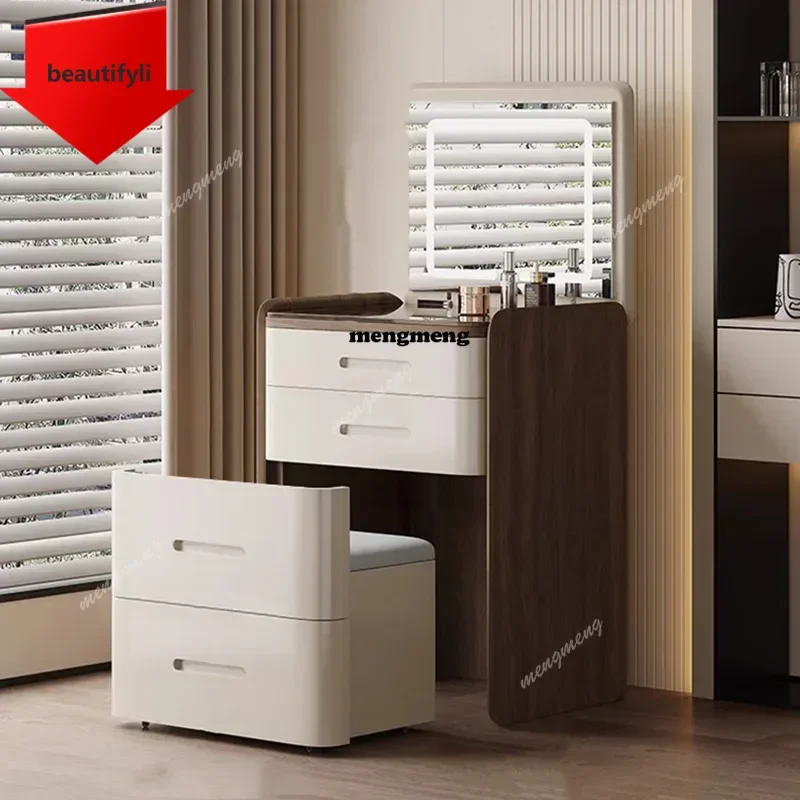 B53 Design Small Va… - image