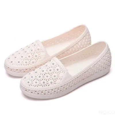 Flats Shoes Women Hollow Out Slip on Casual Nurse Shoes Summer Loafers Female Sandals Shallow Beach Breathable Zapatos