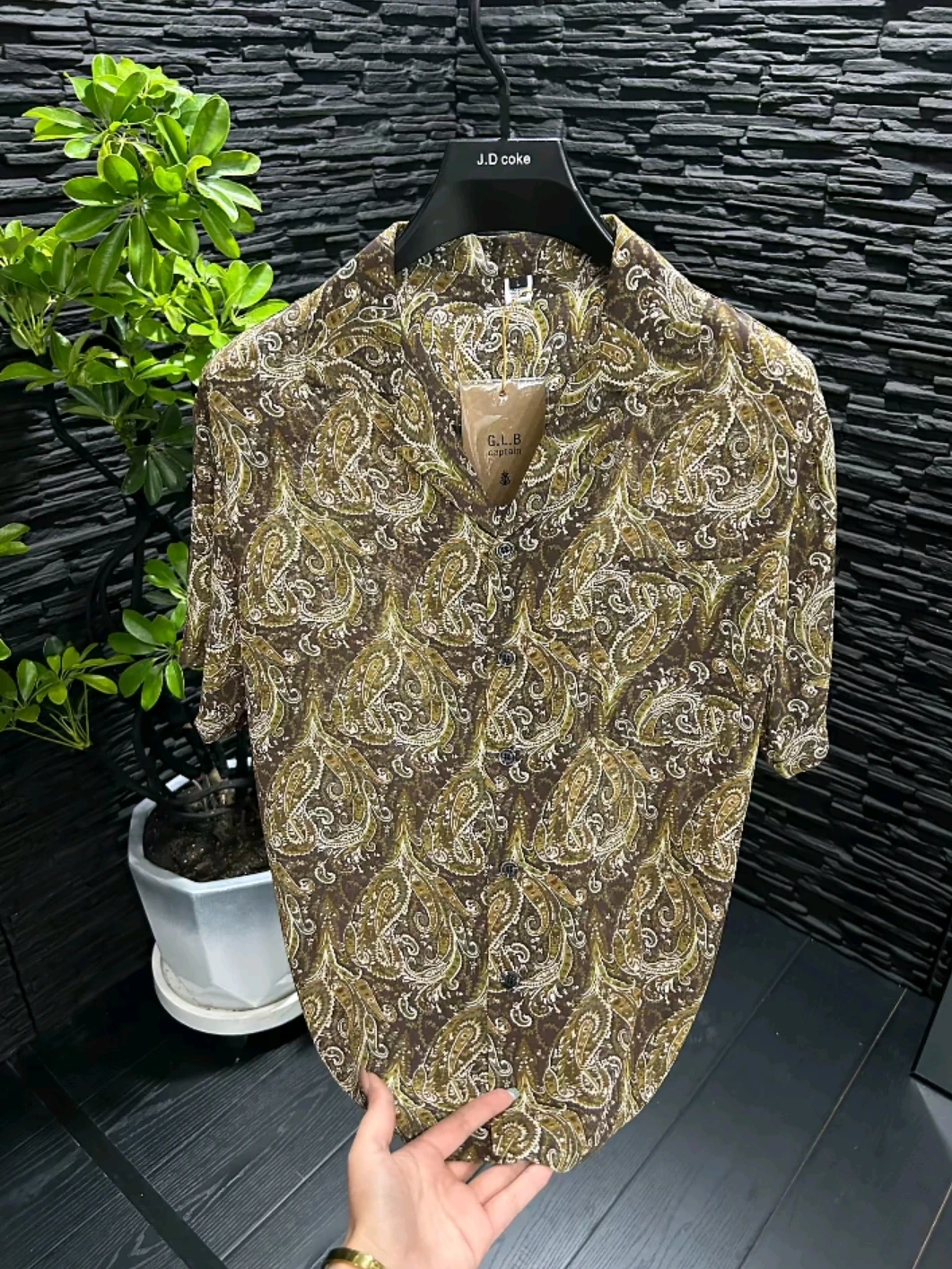 

Новая летняя мужская рубашка с кубинским воротником, коротким рукавом, высоким качеством, модная, универсальная, премиум-класса, стандартного кроя.