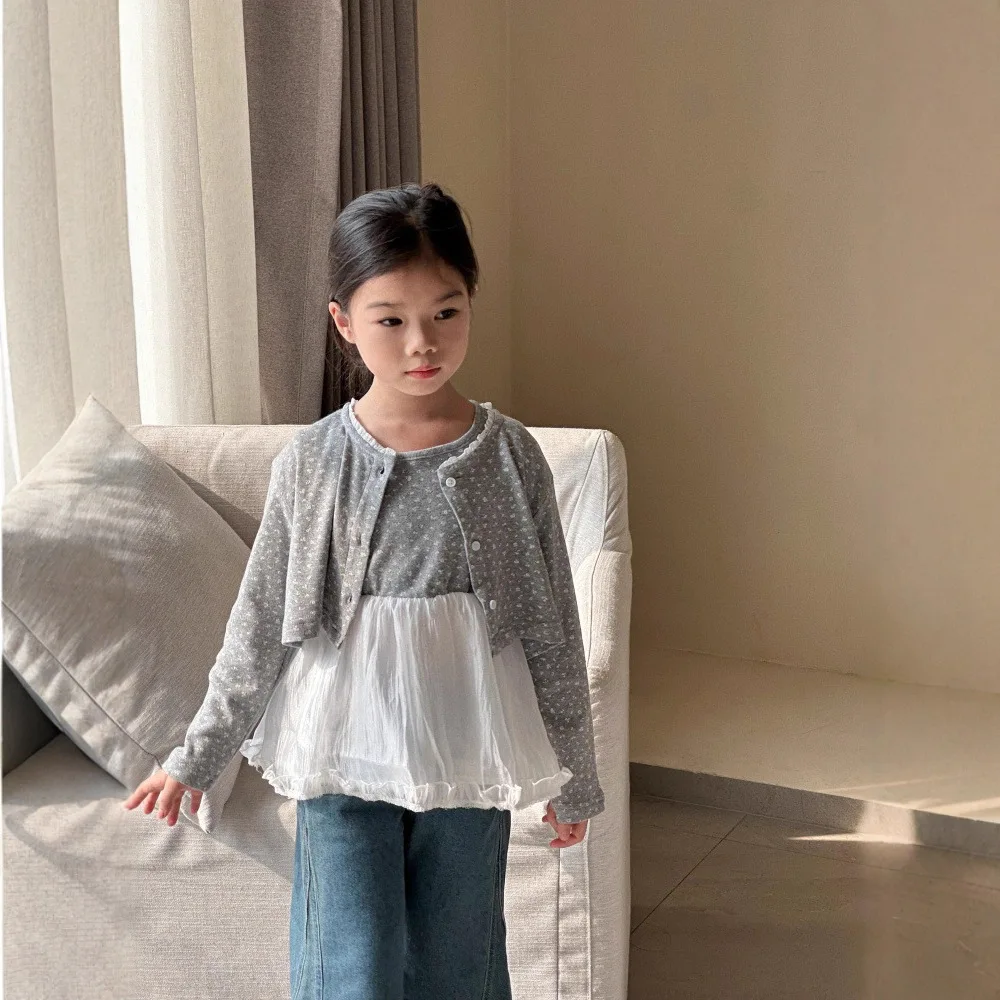 

Girls Suit 2025 Autumn New Childrens Clothing Girls Baby Knitted Embroidery Net Yarn Cardigan Denim Flared Pants Three Sets
