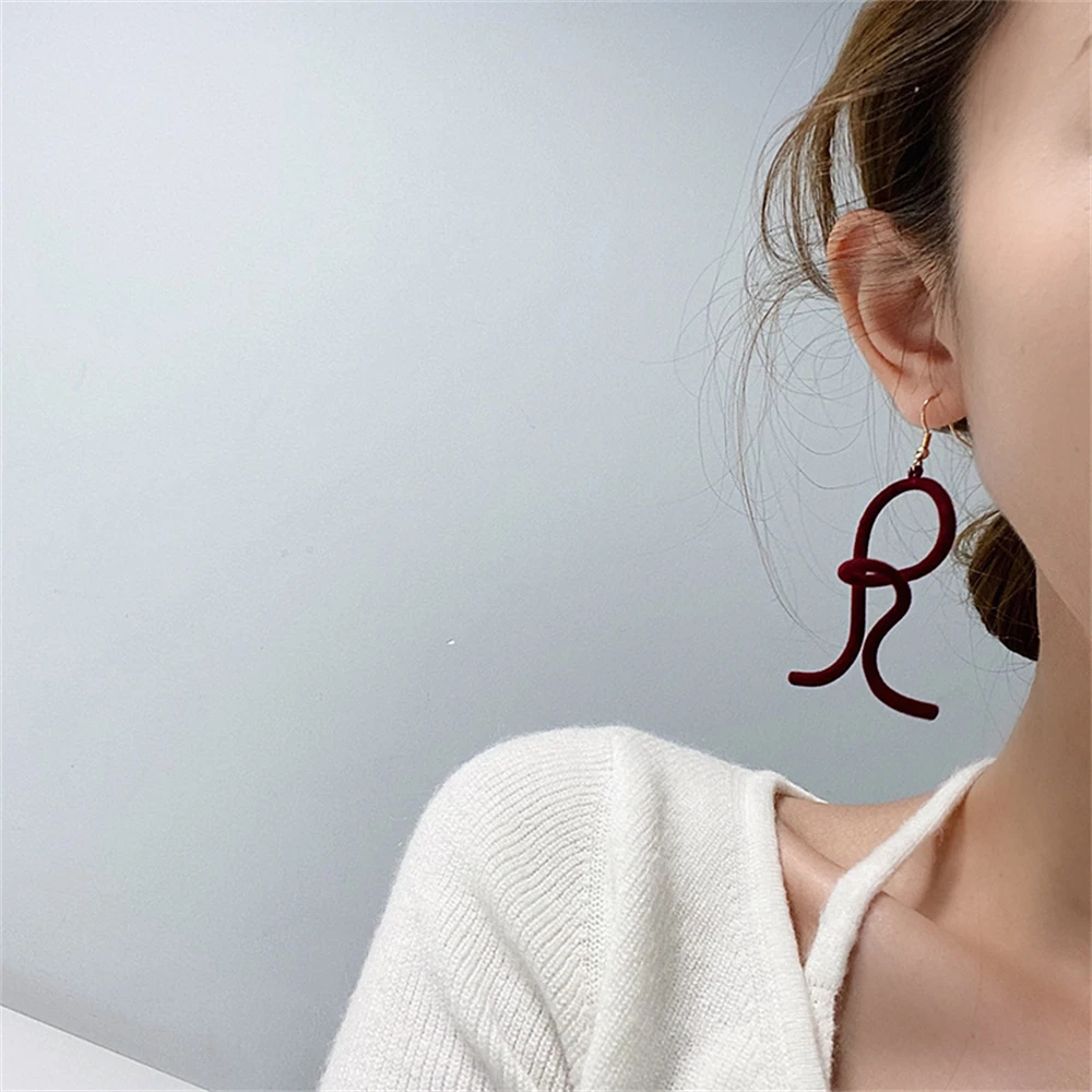 WYBU Korean Fashion Red Earrings Butterfly Women’s Earrings Big Hoop Dangle Earing Vintage Heart Earrings Fashion Jewelry 2021