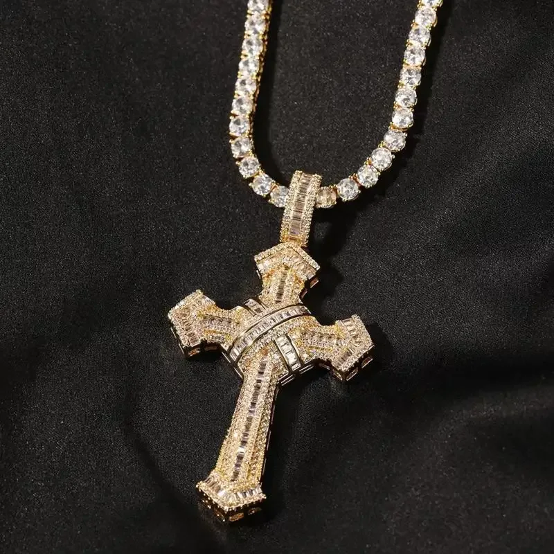 Shiny Ice Crystal Zircon Christian Cross Pendant Men and Women Hip Hop Trend Jewelry Catholic Amulet Necklace