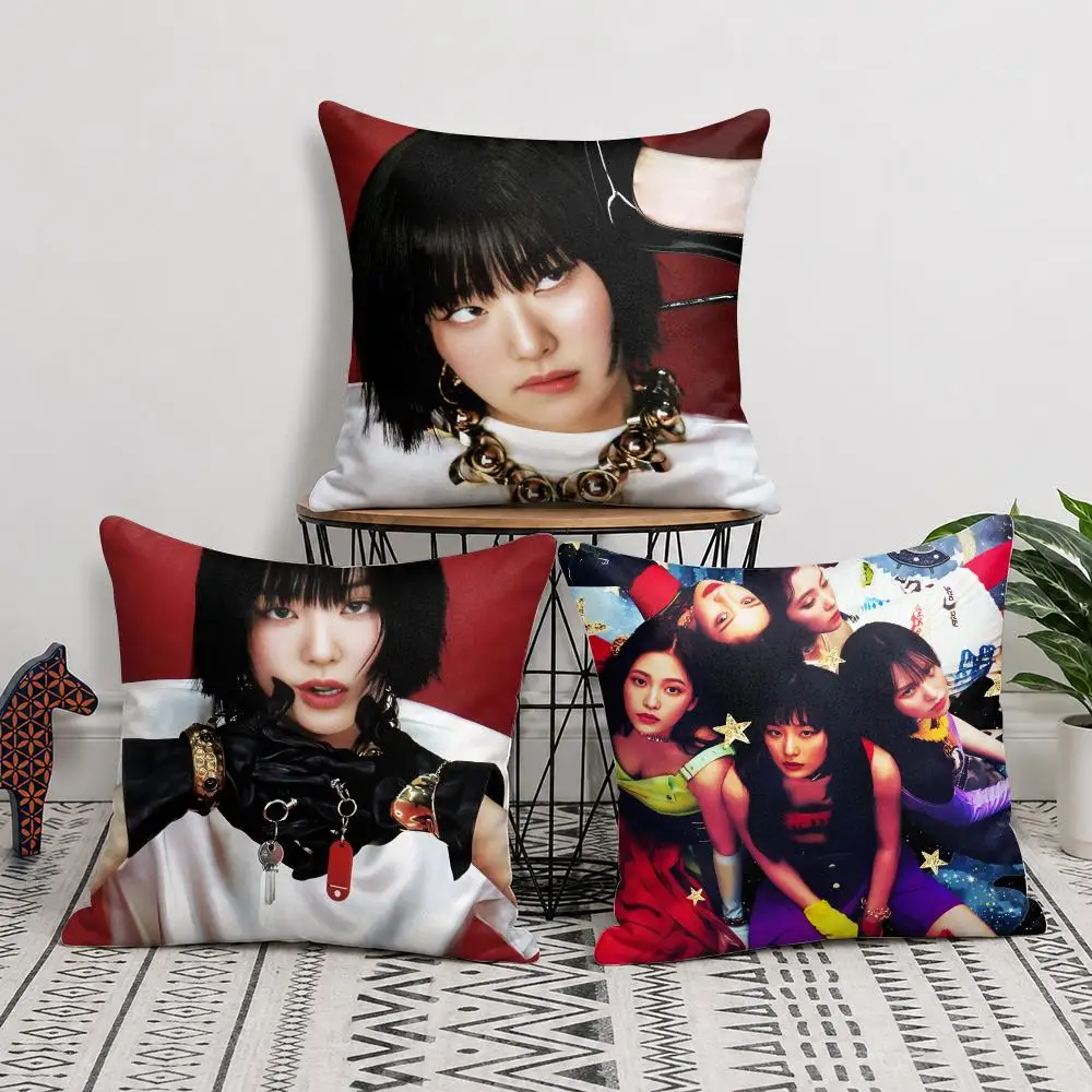 Group R-red Velvet Cushion Cover Soft Short Plush Pillow Cover Smooth Cozy Texture Cushion Case Home Decor