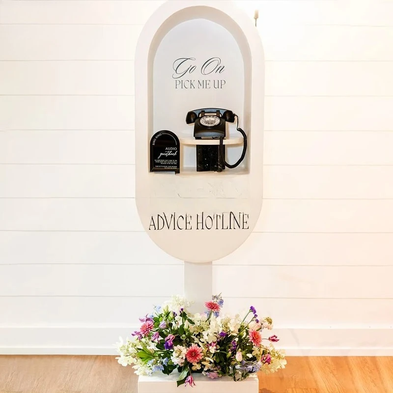 Wedding Hot-selling LED Lighting Audio Guestbook Holder Luxury Detachable Metal Phone Booth, Suitable For Party Decoration