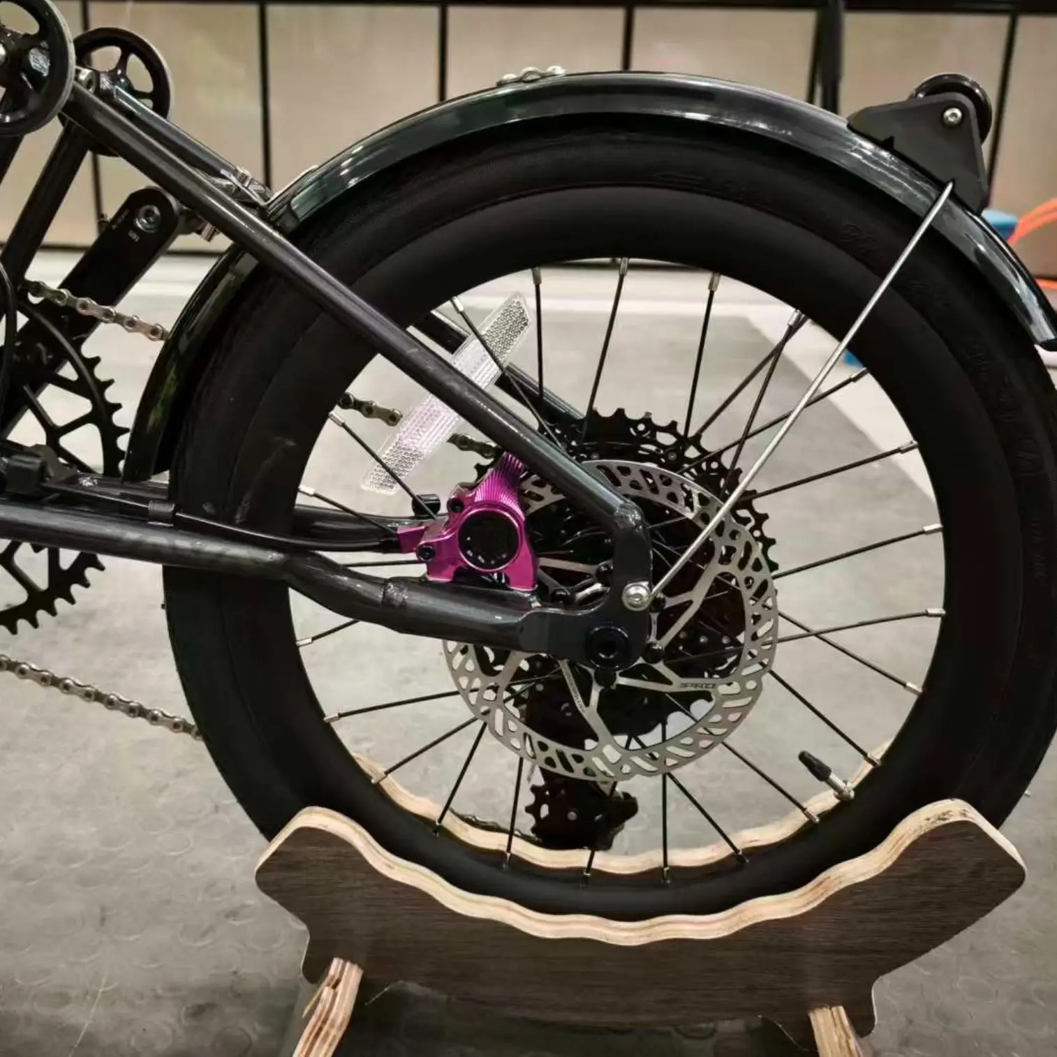 

Задний брызговик JAVA NEO 349 + легкосъемное колесо