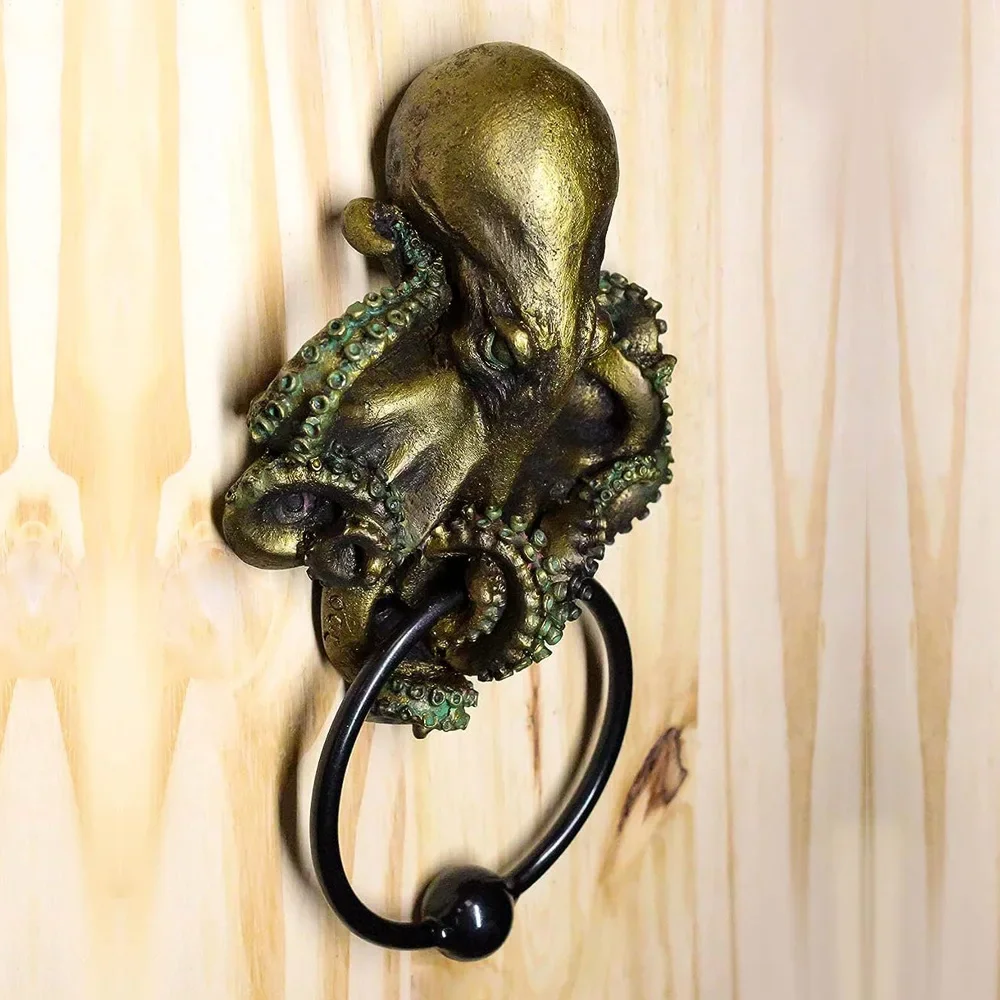 Resin Crafts Octopus Knocker Hooking Wall Background Decoration Wall Realistic Octopus Sculpture Home Decoration Accessories
