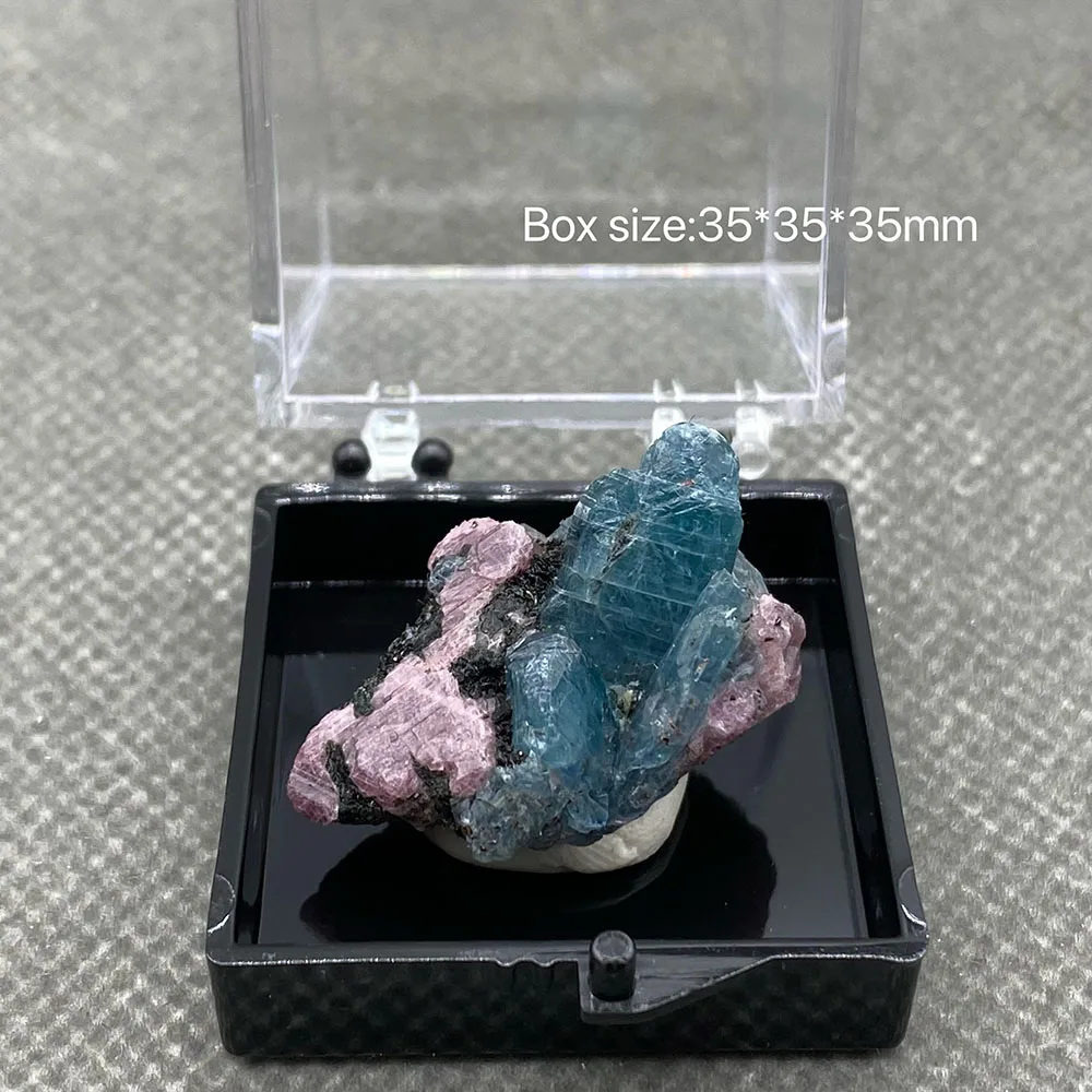 

100% natural ruby and aquamarine crystal raw stone ore specimens +Box size:35*35*35mm