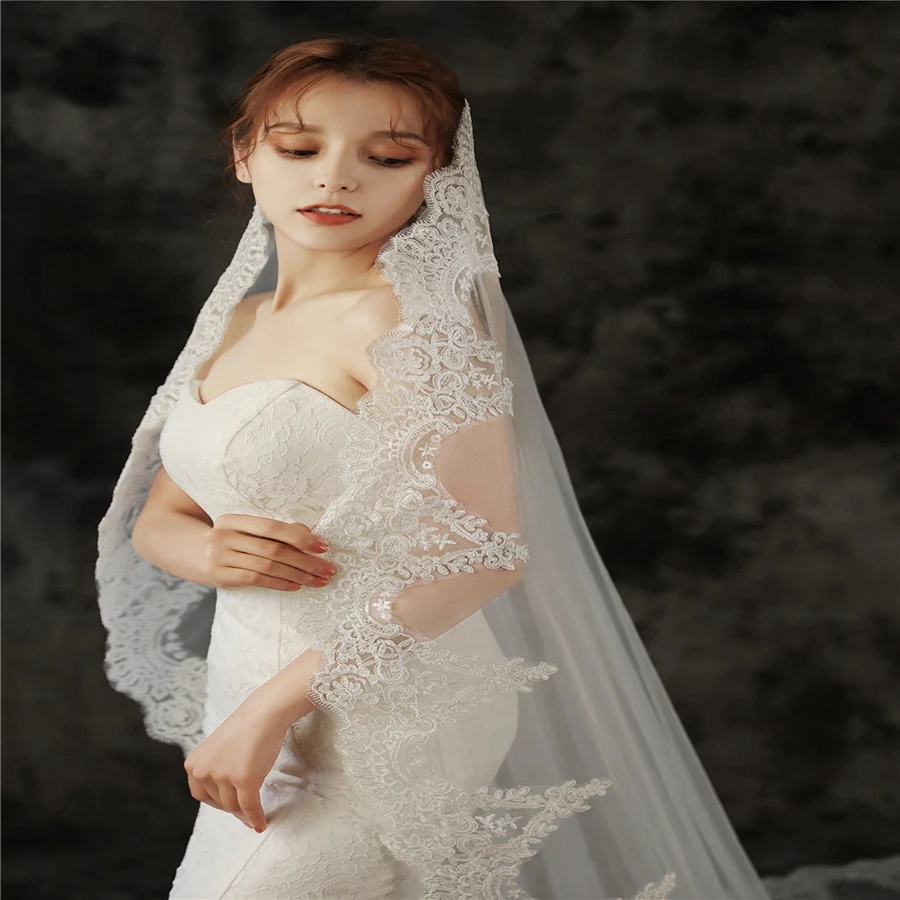 New Arrival One Layer Cathedral Wedding veils Lace Edge 3 Meter Long White Ivory Bridal veil Bodas velo de novias