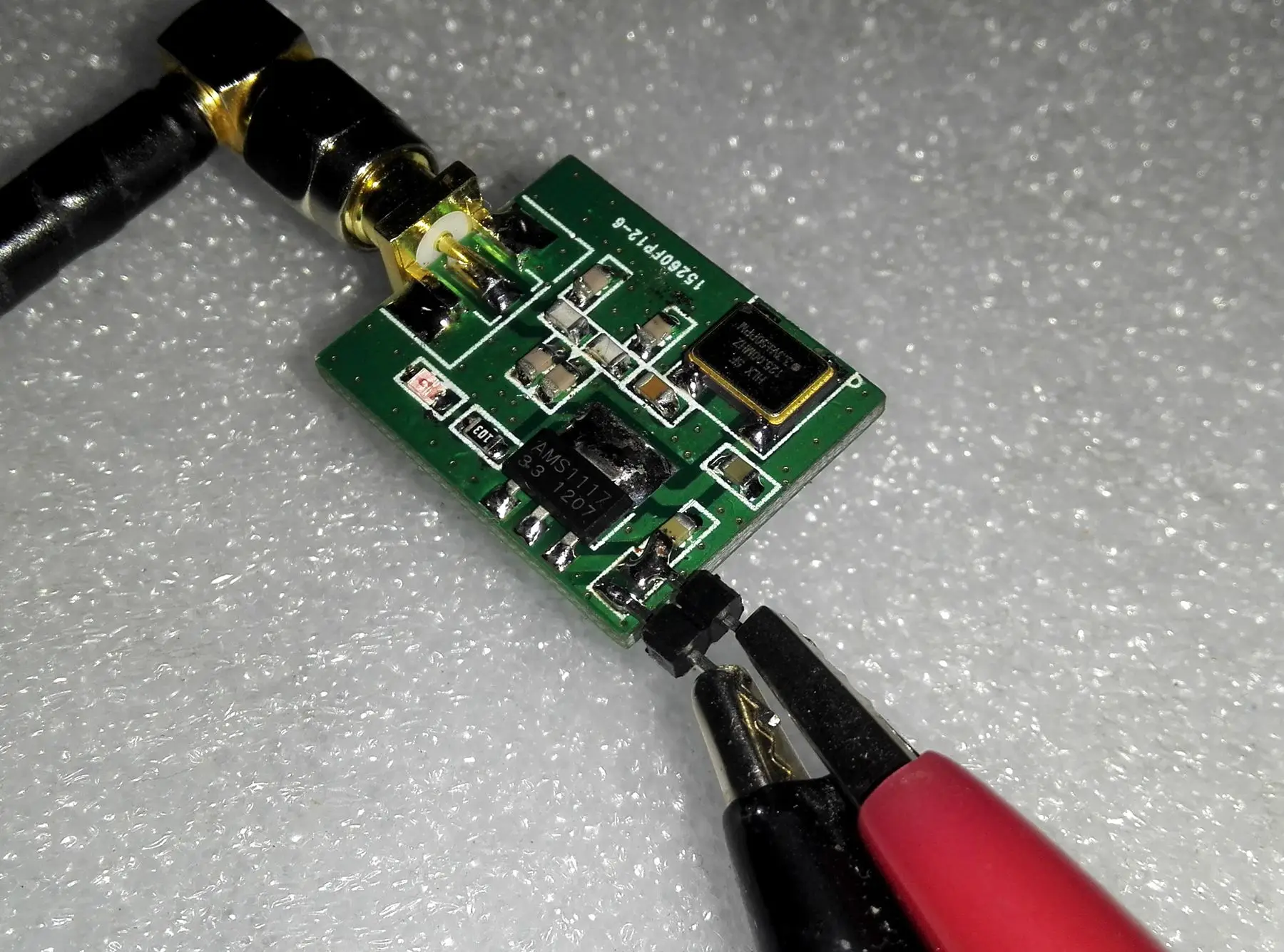 13dbm 20MW 100MHz Small Signal Source