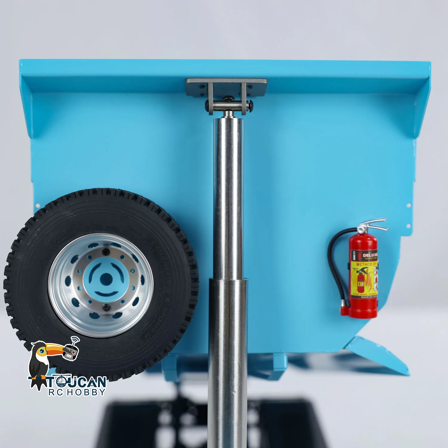 

RC Tipper Car 8x4 1/14 Hydraulic Painted Assembled Metal 2-speed Radio Control Dump TruckDifferential Lock Axles Light Sound Toy