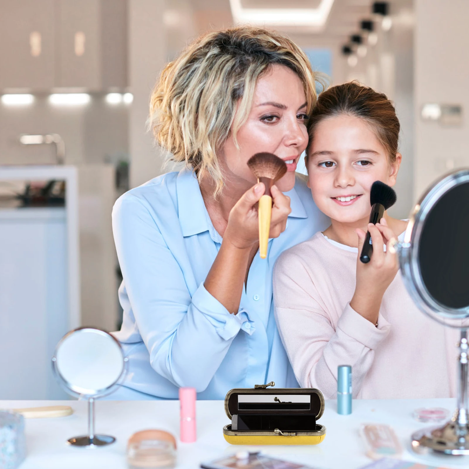 

Retro Lipstick Box Gold Magnetic Holder Mirror Compact Lightweight Durable Premium Material Great Daily Carry Gift Women Girls