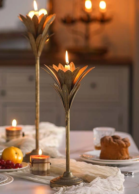 Christmas desktop candle holder American wrought iron old atmosphere candle holder foreign trade metal handicrafts stamen orname