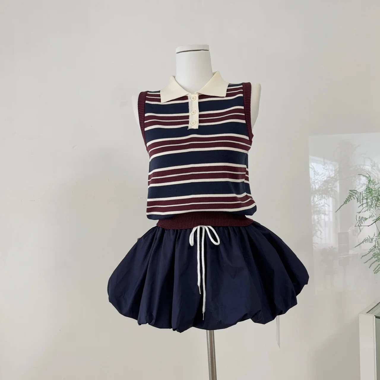 

Vintage Suit POLO Neck Striped Vest Women's Summer High Waist Slim Skirt Two-piece Set