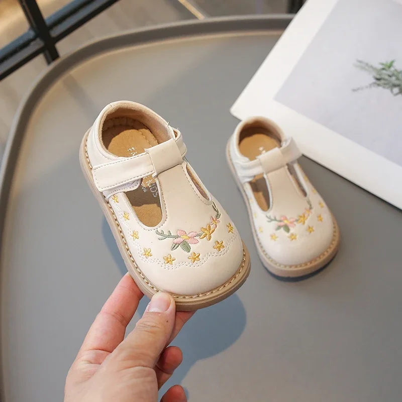 Chic Girls Princess Leather Shoes Sweet Embroidered Kids Flat Shoes Fashion Versatile Children Causal Shoes Soft Bottom Non-slip