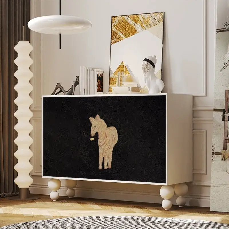 خزانة خشبية صلبة كلاسيكية، خزانة تزيين فنية سوداء راقية، خزانة تخزين لغرفة المعيشة المنزلية