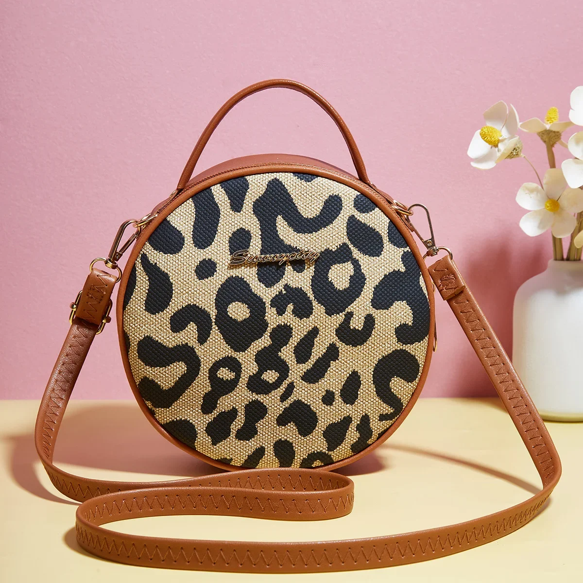 Women\'s bag, leopard print small round bag, women\'s retro shoulder bag, trendy crossbody bag crossbody bags for women