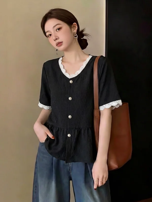 

Elegant Short Sleeve Shirt Women's plus Size Micro FatMM Chic Ageless Top Korean Style Commute Wind Loose Fit V-neck Lace