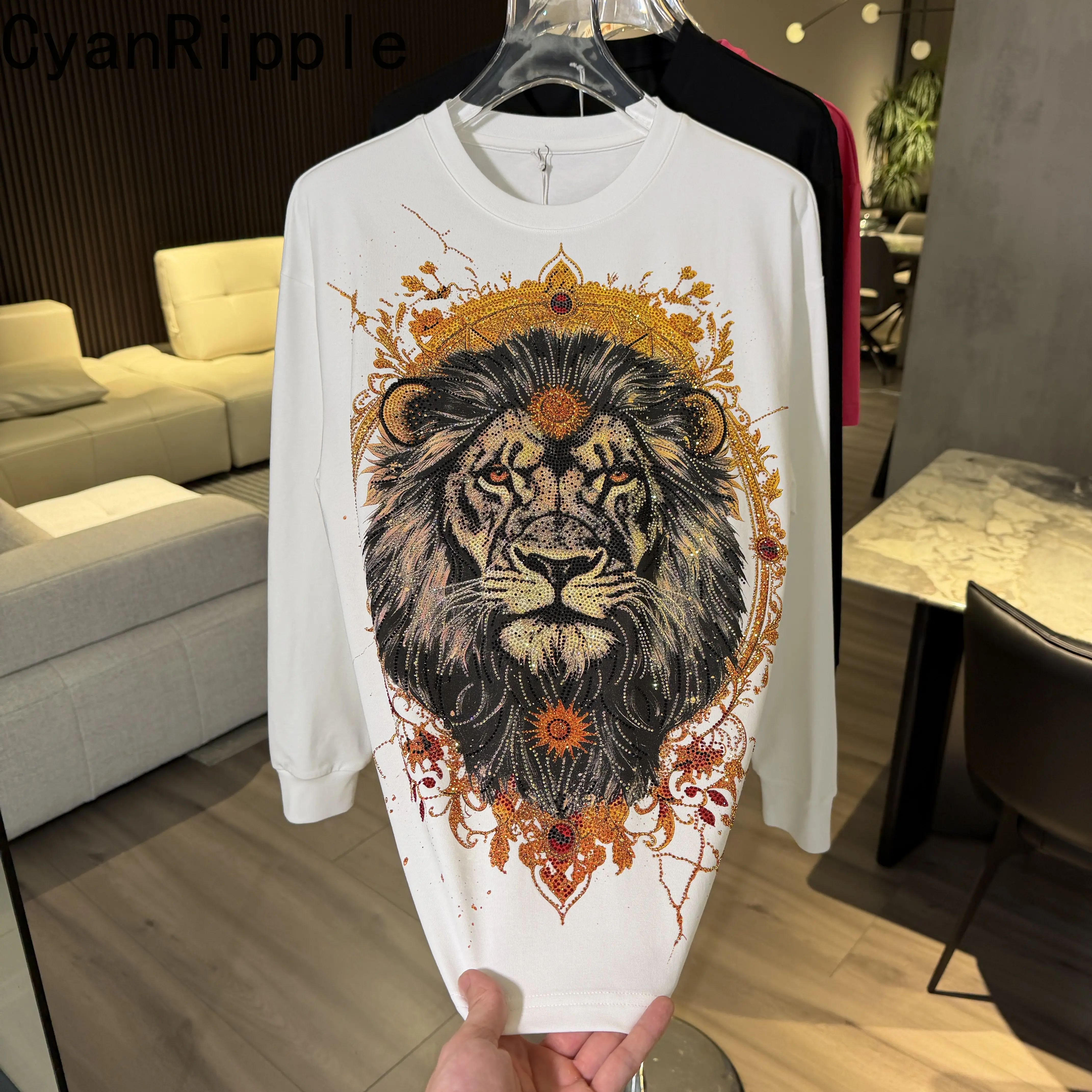 Handsome New Autumn Winter Long Sleeve Sweatshirt Domineering Lion Hot Diamonds Round Neck Pullover Top Loose Male Cotton Hoodie