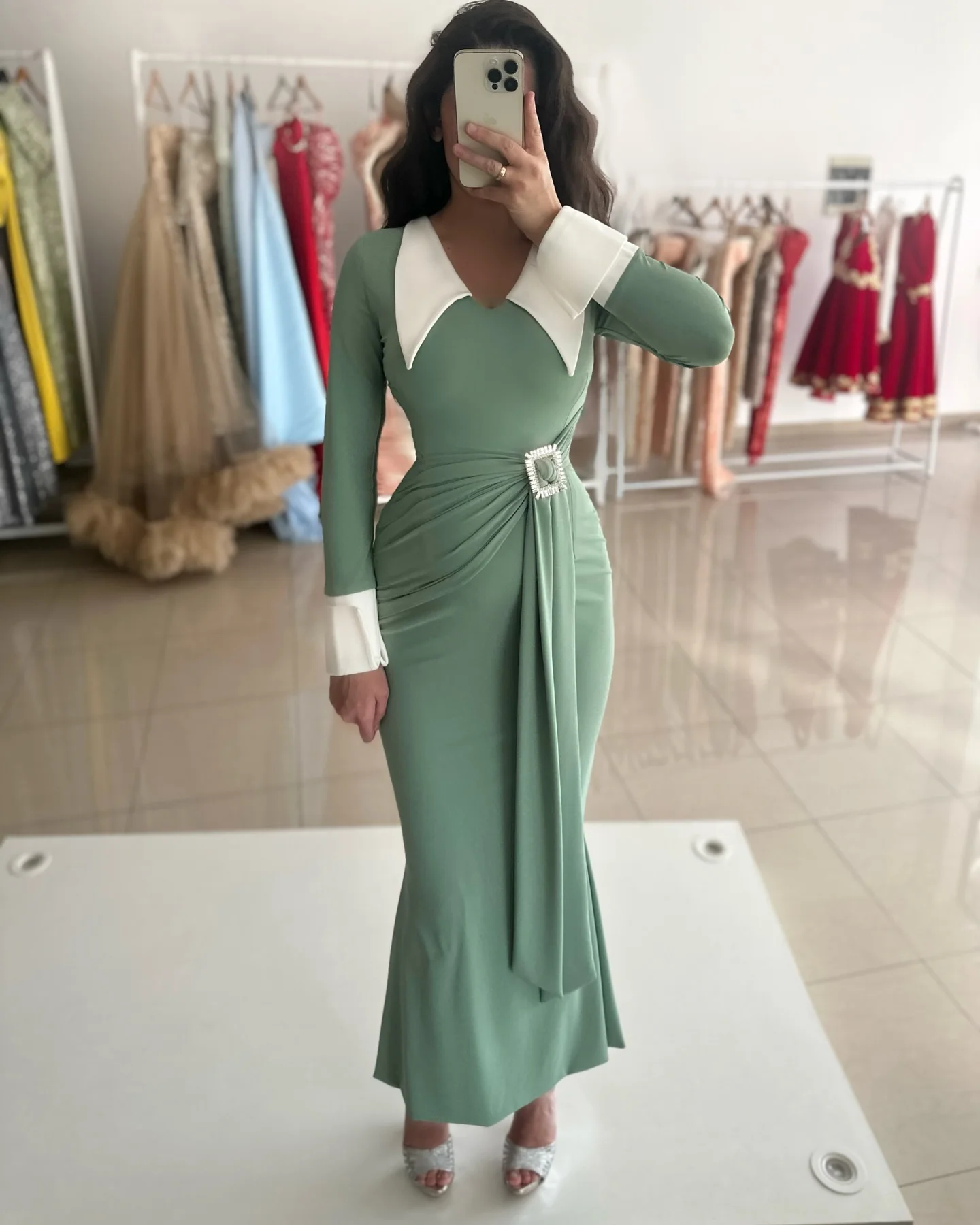 

Customized Fashion Jersey Mermaid Crystal Evening Dress High Quality Long Sleeves V-Neck Ankle Length Bespoke Occasion Gowns