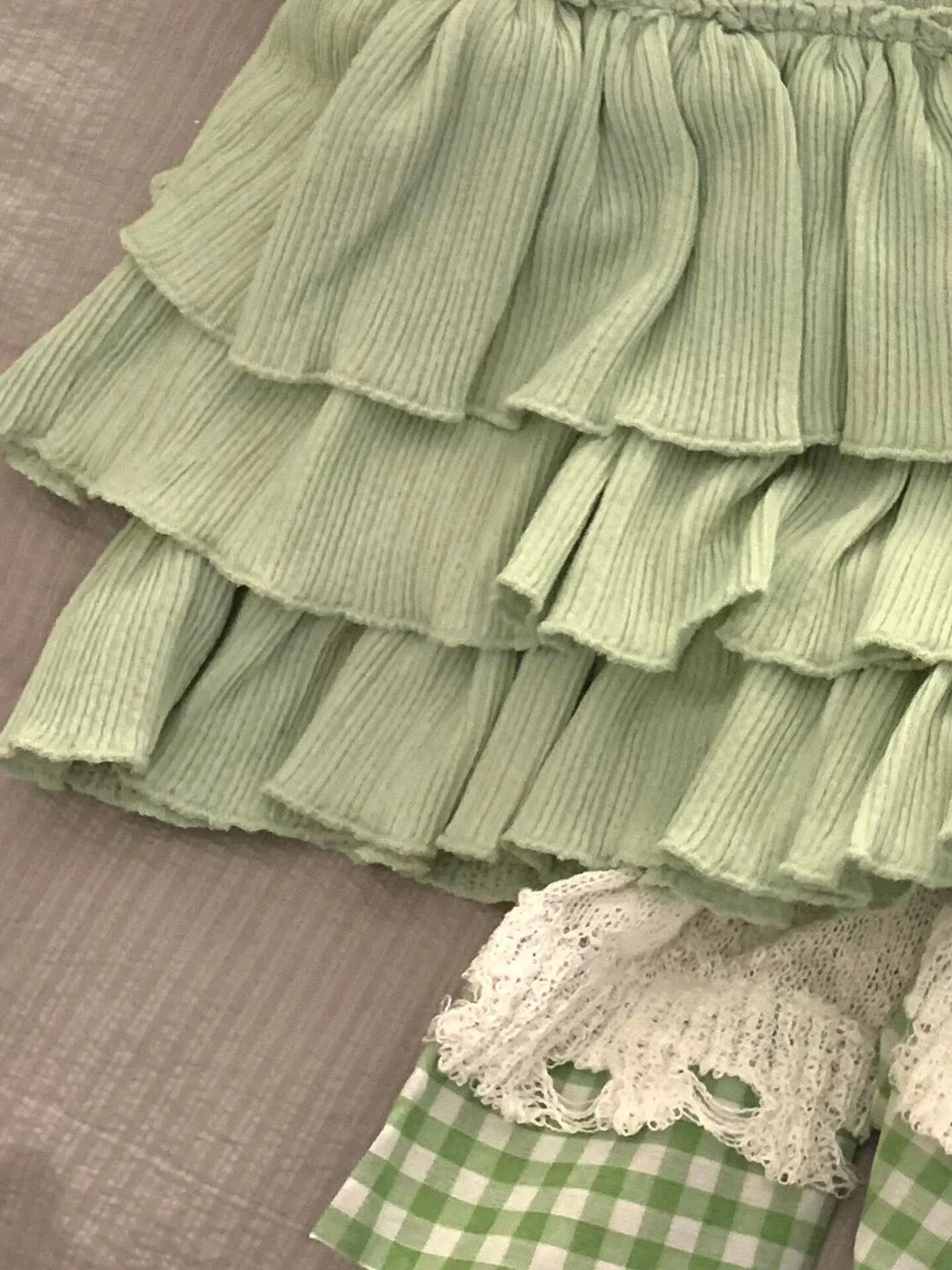 Korean Style Green Layered Women's Short Skirt Fashion Versatile Elastic Waist Cake Skirt Sweet Bow Short Skirt 2026 Summer New